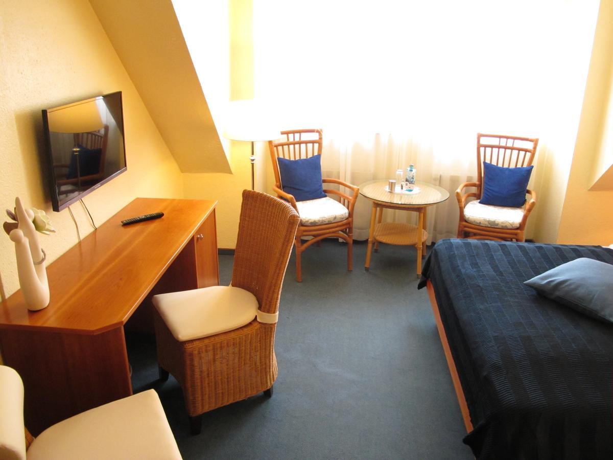 Burghotel Muenzenberg Esterno foto