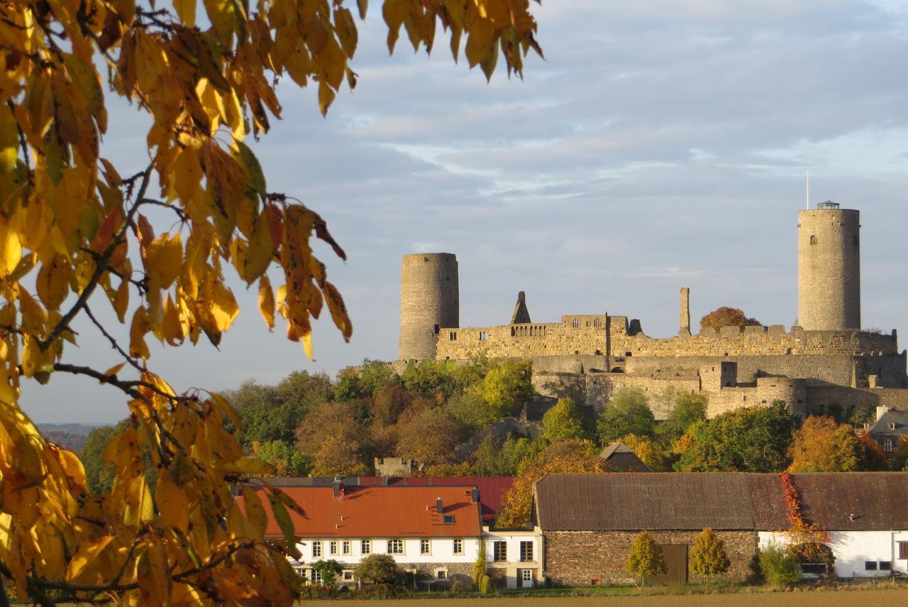 Burghotel Muenzenberg Esterno foto